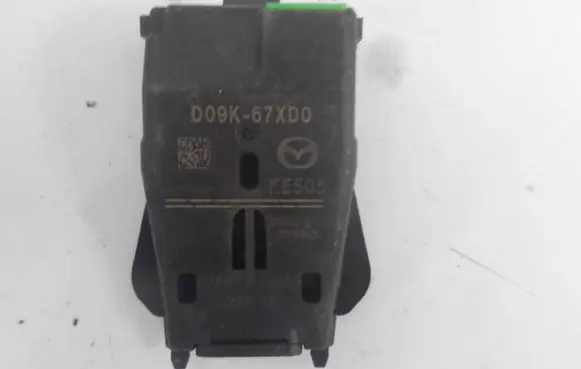 Mazda 6 Windshield/windscreen camera D09K67XD0 KE505 DR0PPED