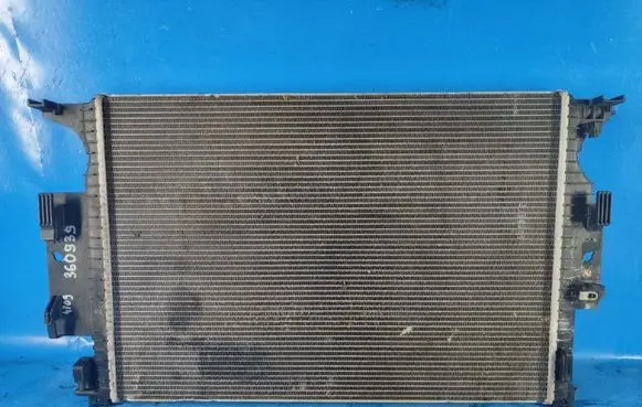 Ford Escape III Coolant radiator EJ7Z8005C
