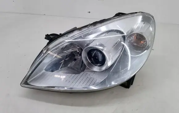 Mercedes-Benz B W245 Headlight/headlamp