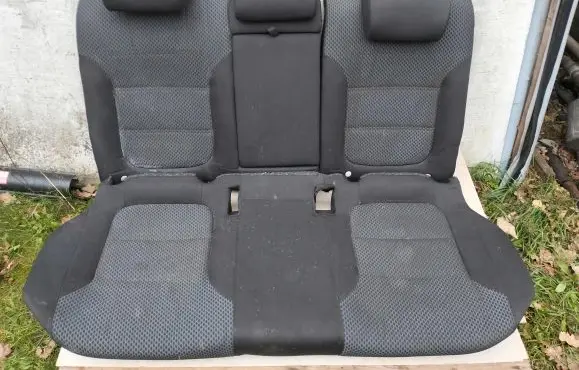 Volkswagen Jetta VI Rear seat 5C6885504