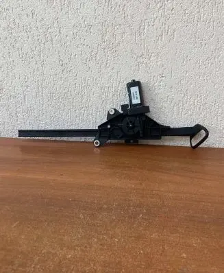 Mercedes-Benz E C207 W207 Seat belt adjustment motor A2078600182