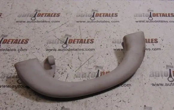 Mercedes-Benz E W211 Rear interior roof grab handle A2118100051