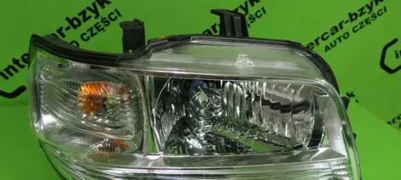 Nissan X-Trail T30 Headlight/headlamp