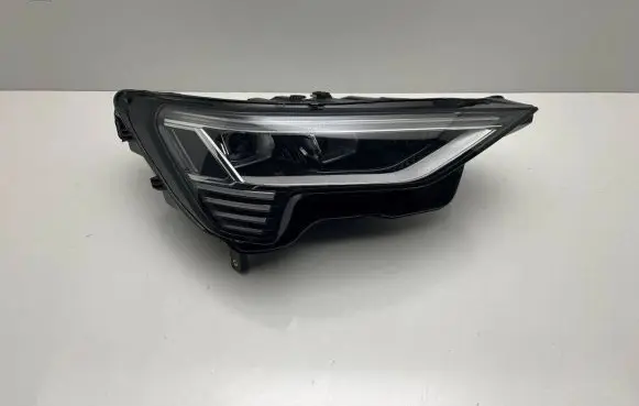 Audi e-tron Headlight/headlamp 4KE941040D 030113123200 010223105853