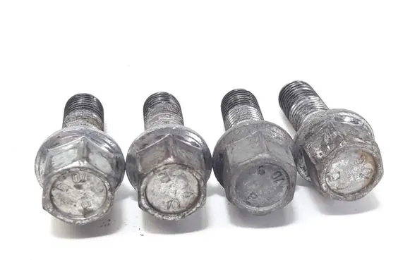 BMW 3 E46 Nuts/bolts 