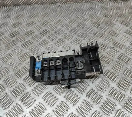 Mercedes-Benz CLA C117 X117 W117 Fuse module A2465400950