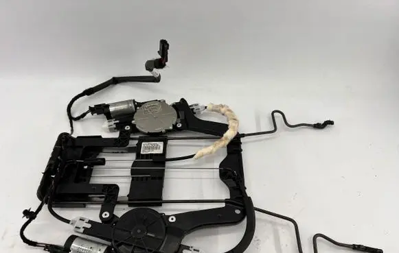 Audi A6 S6 C7 4G Seat adjustment motor 5N0881880G 111123210946 00009515900D01