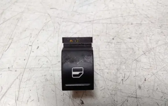Volkswagen PASSAT B7 Electric window control switch 7L6959855B 076101S