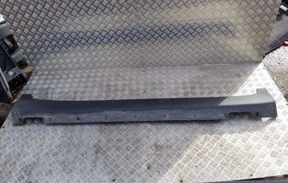KIA Sportage Sill 877523U000