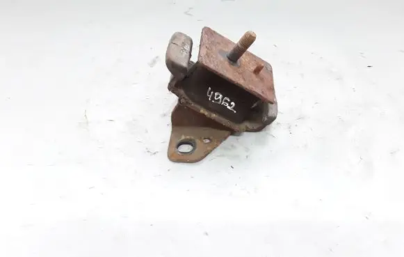 KIA Sorento Engine mount bracket 218123F250