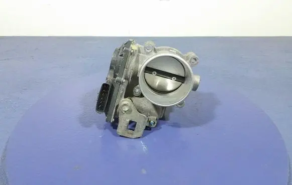 Mazda 6 Throttle body valve PY0113640A