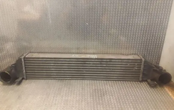 Mercedes-Benz C W203 Intercooler radiator 2035000500 A2035000500