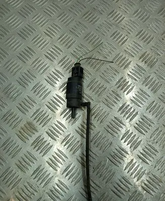 Audi A6 S6 C5 4B Windscreen/windshield washer pump 1J5955651