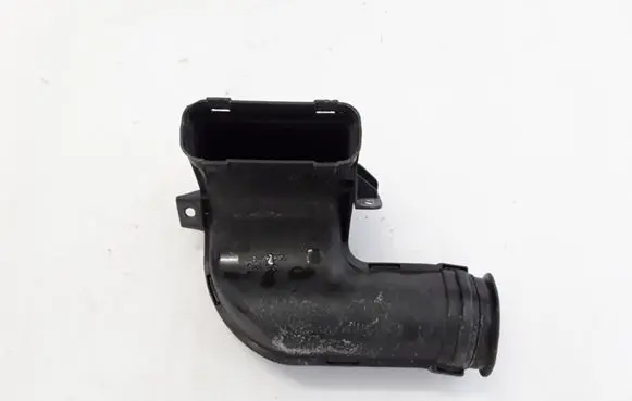 Volvo C70 Air intake duct part