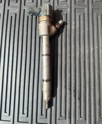 KIA Ceed Fuel injector 0445110256