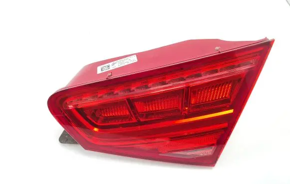 Audi A8 S8 D4 4H Tailgate rear/tail lights 4H0945094