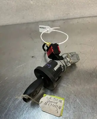 Renault Clio III Ignition lock DORENAULTCLIOIII3 8200214173D