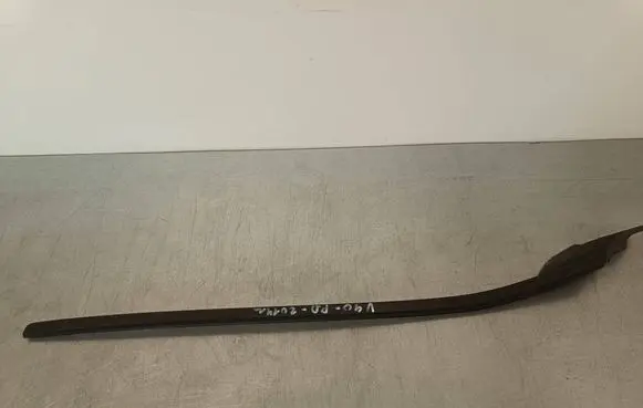 Volvo V40 Windshield trim 