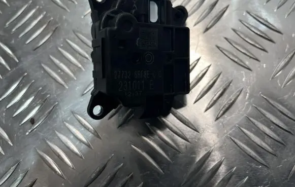 Nissan X-Trail T33 A/C air flow flap actuator/motor 277326RF8E