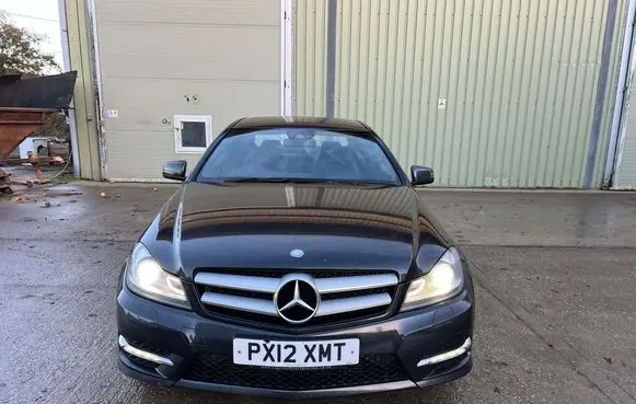 Mercedes-Benz C W204 Engine bonnet/hood 