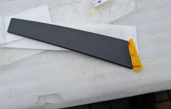 KIA Niro Front door trim (molding) 82250-AT000