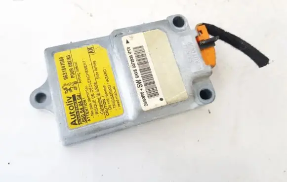 Peugeot 406 Airbag control unit/module 9631847080