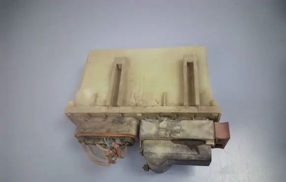 Coolant fan relay