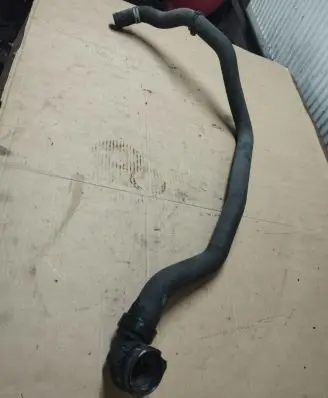 Peugeot 308 Engine coolant pipe/hose HSR22944