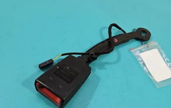 Skoda Octavia Mk3 (5E) Front seatbelt 5G4857756C IMPRK1582583