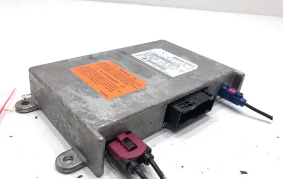 Mercedes-Benz E W212 Bluetooth control unit module A1669003400
