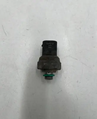 Air conditioning (A/C) pressure sensor
