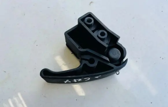 Opel Omega B2 Engine bonnet (hood) release handle 1h1823533