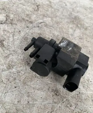 Audi Q7 4L Turbo solenoid valve
