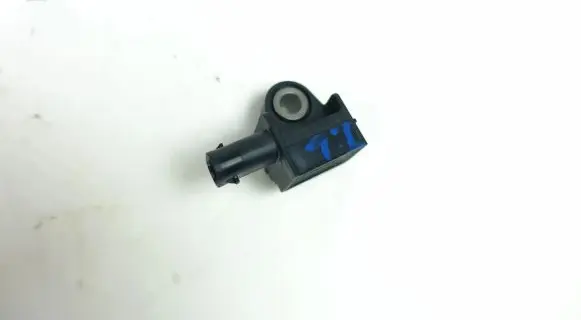 Volkswagen Golf VIII Airbag deployment crash/impact sensor 5WA959651