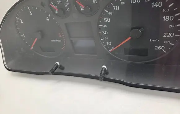Audi A4 S4 B5 8D Speedometer (instrument cluster) 110008938006 8D0920900H