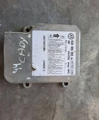 Seat Ibiza III (6L) Airbag control unit/module 6Q0909605AJ 5WK43352 0037UD03YUMD