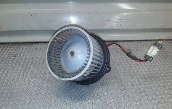 Hyundai i30 Heater fan/blower F00S33F013