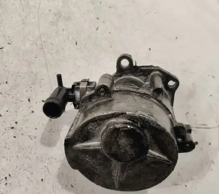 Renault Scenic II - Grand scenic II Vacuum pump 720558B