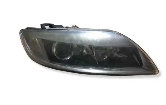 Audi Q7 4L Headlight/headlamp 4L0941004B