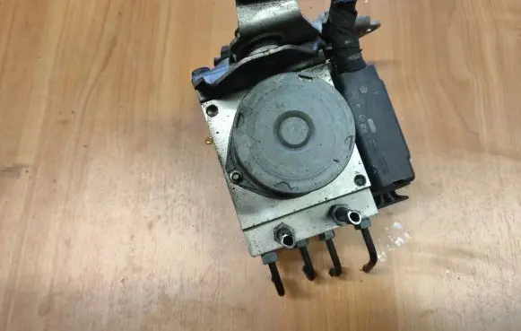 Audi A6 C7 ABS control unit/module 4G0907379H 00520816
