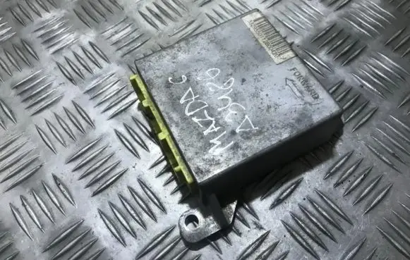 Mazda 6 Airbag control unit/module gn3a57k30 3329542