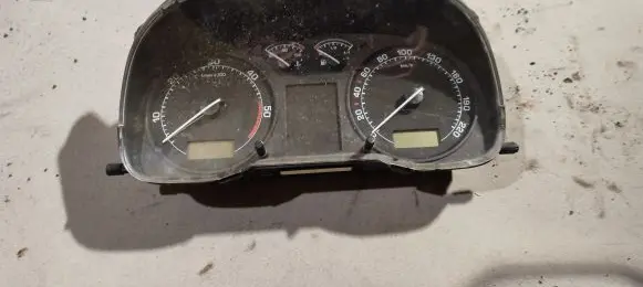 Skoda Octavia Mk1 (1U) Speedometer (instrument cluster) 1UO920811F