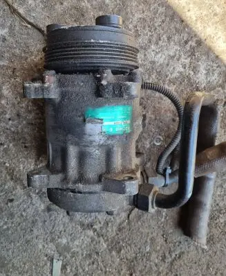 Renault Espace II Air conditioning (A/C) compressor (pump) 6025107881 3241203504