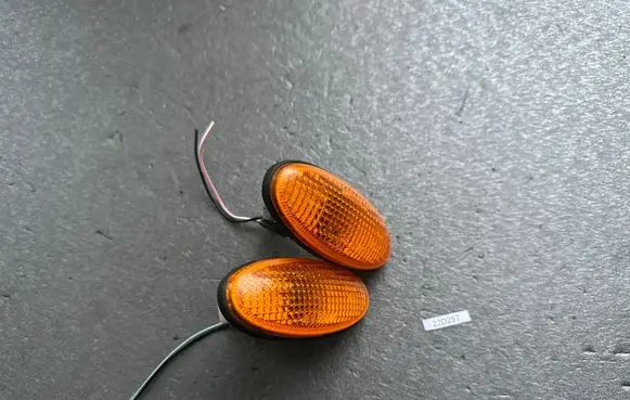 Nissan King Cab, Navara Front fender indicator light 013513 2616061Y10