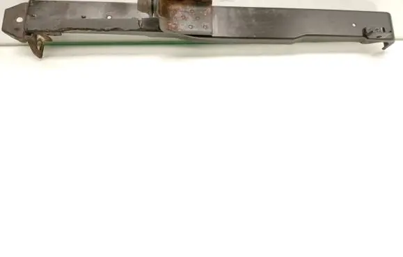 Nissan Pathfinder R51 Radiator mount bracket 