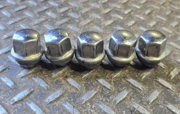 Dodge Challenger Nuts/bolts 