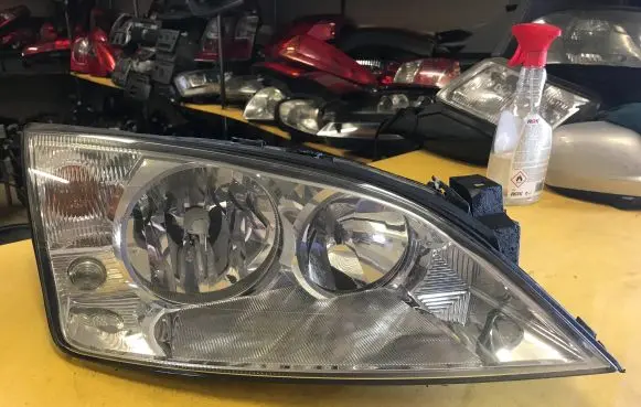 Ford Mondeo Mk III Headlight/headlamp