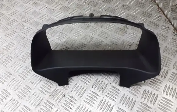 Volvo V50 Steering wheel column trim 30722585