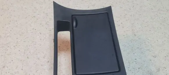 Cup holder front