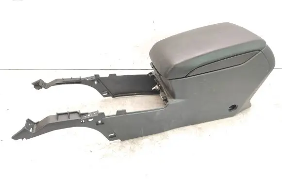 Subaru Outback Center console 92113AJ010 92174AJ000